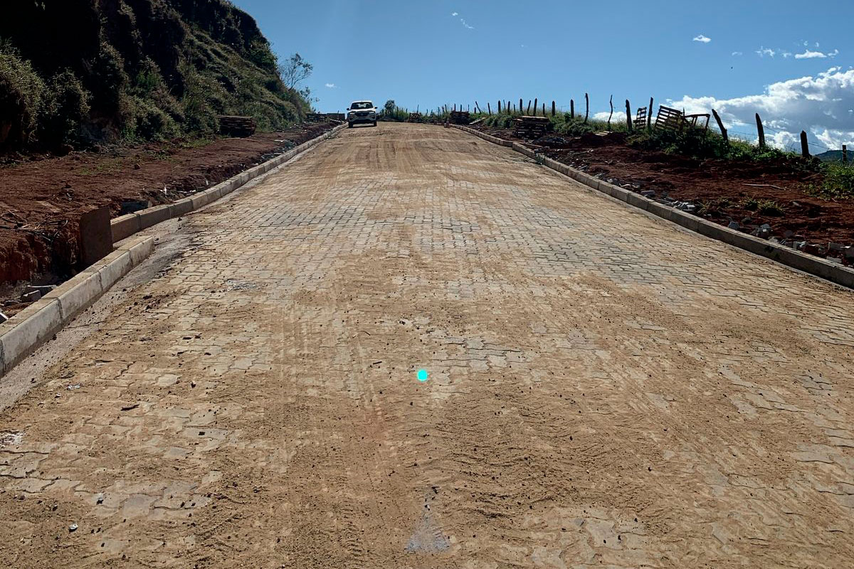 PAVIMENTAÇÃO INTERTRAVADA